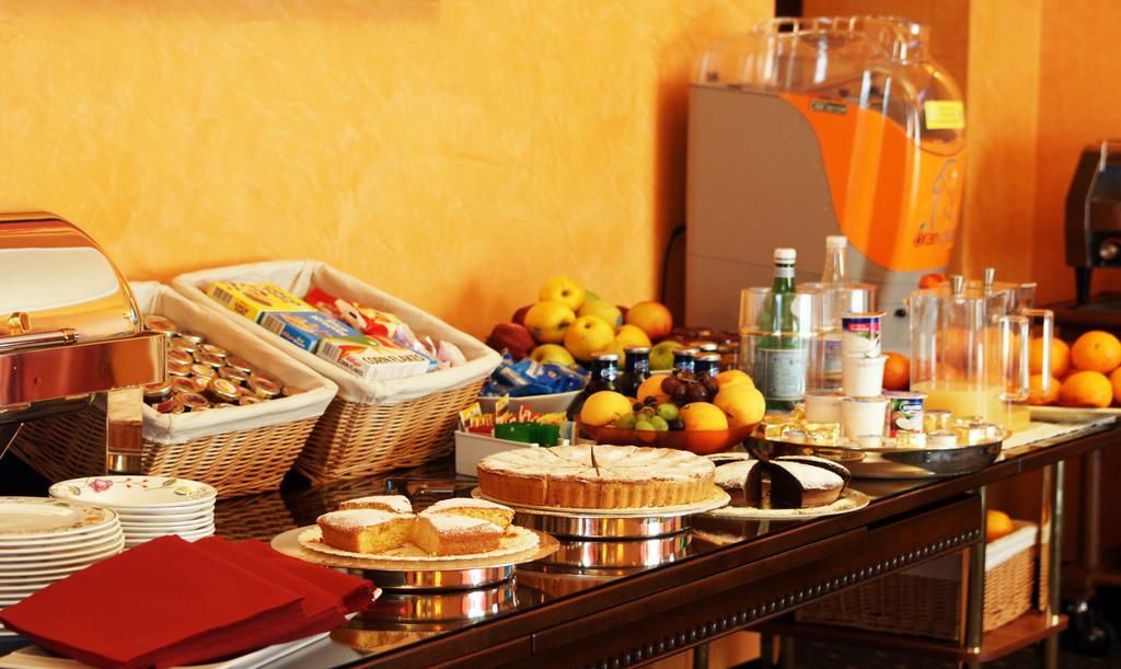Bram Hotel Ламеция Терме Екстериор снимка