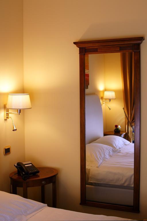 Bram Hotel Ламеция Терме Стая снимка