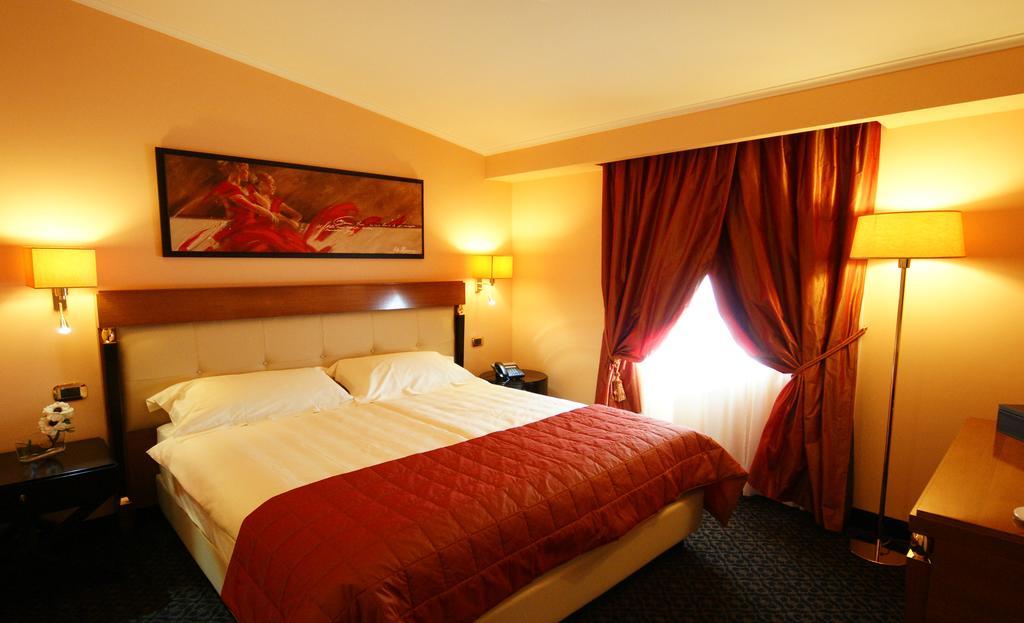 Bram Hotel Ламеция Терме Екстериор снимка