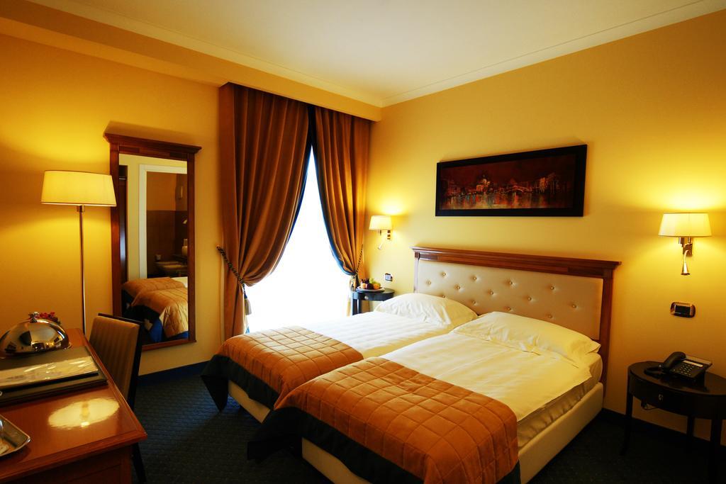 Bram Hotel Ламеция Терме Стая снимка