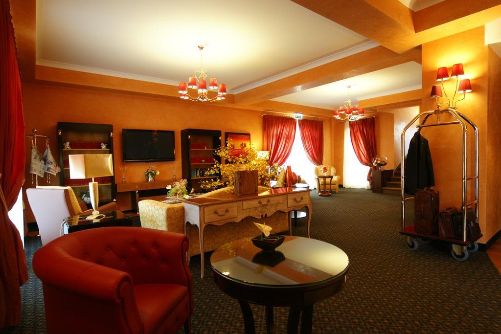 Bram Hotel Ламеция Терме Екстериор снимка